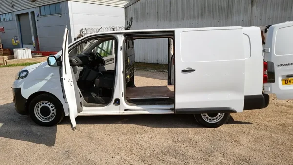 Vauxhall Vivaro L2H1 2900 DYNAMIC 1.5D - Image 5